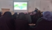 حضور دختران دانش آموز شهرستان انار در نشست آموزشی اداره منابع طبیعی و آبخیزداری 