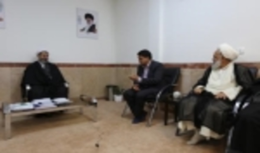   دیدار اعضای ستاد برگزاری هفته منابع طبیعی  با امام جمعه کرمان 