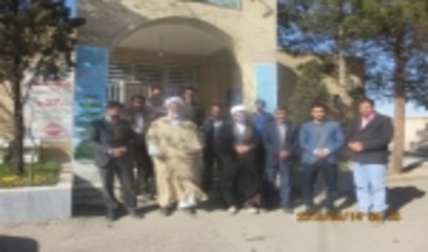 حضور امام جمعه زرند در جمع کارکنان اداره منابع طبیعی این شهرستان