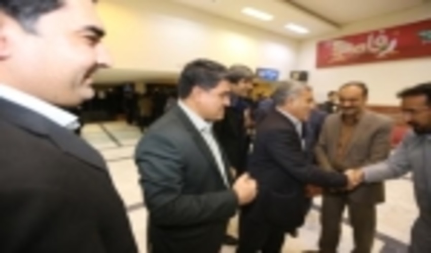 ورود سرپرست سازمان جنگلها ، مراتع و آبخیزداری کشور به کرمان با قرائت فاتحه بر مزار سردار شهید سپهبد قاسم سلیمانی 