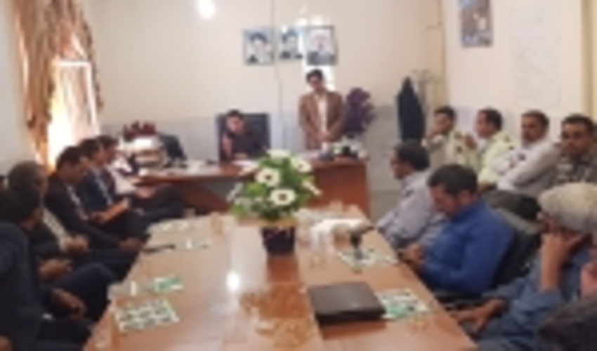 همکاری اعضای شوراهای اسلامی و دهیاران بخش لاله زار با منابع طبیعی در حفظ طبیعت