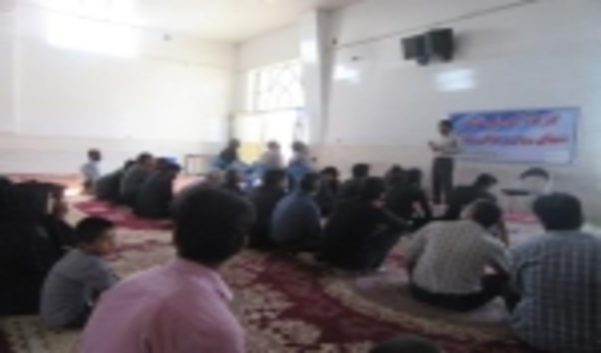 دوره آموزشی بیابان زدائی و تثبیت شنهای روان 