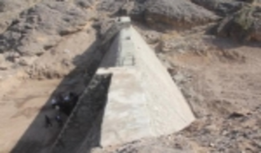 بازدید معاون عمرانی استانداری از روند اجرای بندهای حوزه آبخیز بند مملکت کرمان 