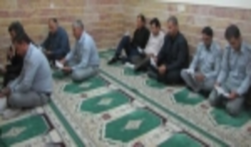 برگزاری  مراسم پرفیض زیارت عاشورا در اداره منابع طبیعی و آبخیزداری رفسنجان 