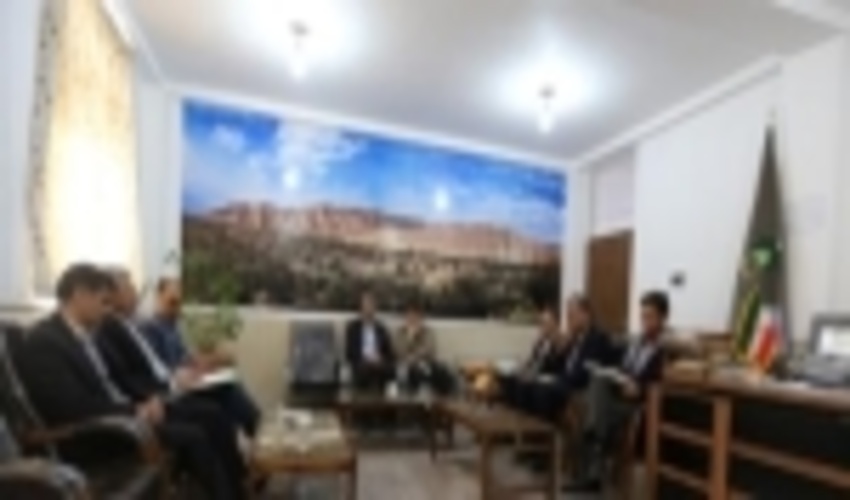 حل و فصل مشکلات و رفع اختلافات مرتعداران  ، در دو مرتع مرزی  ، با حضور مدیران کل منابع طبیعی و آبخیزداری استان های کرمان ویزد