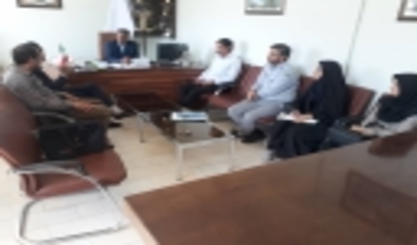 همکاری کارشناس پهنه بندی مدیریت جهاد کشاورزی شهرستان بردسیر با منابع طبیعی در حوزه بیدخوان 