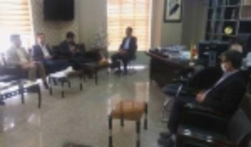 نشست مشترک مدیران کل منابع طبیعی و ثبت اسناد و املاک استان پیرامون کاداستر اراضی 