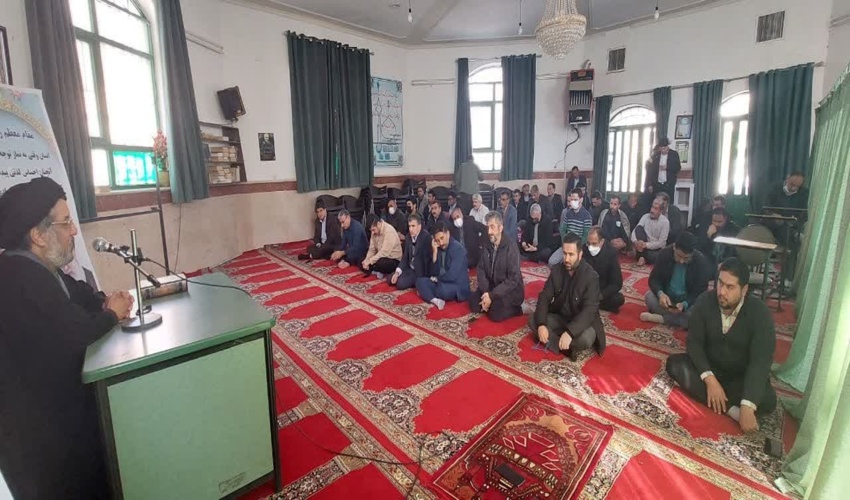 مراسم سومین سالگرد شهادت سردار شهید حاج قاسم سلیمانی با حضور مسئولین و کارکنان اداره کل منابع طبیعی و آبخیزداری کرمان برگزار شد