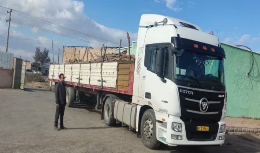 توقیف محموله چوب غیرمجاز