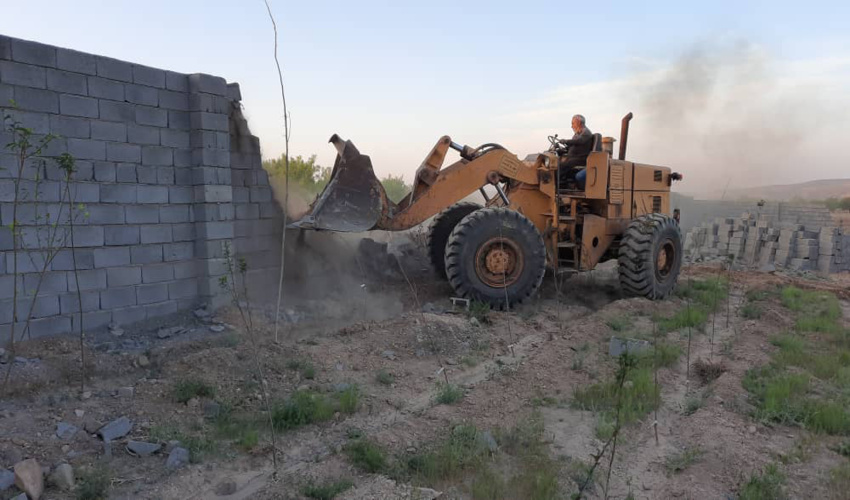 رفع تصرف 120 هزار متر مربع از اراضی ملی در شهرستان سیرجان 