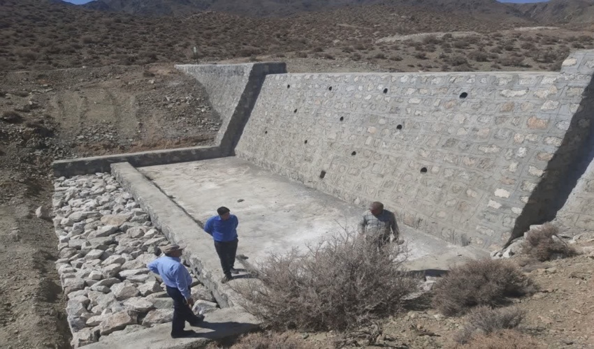 کاهش اثرات خشکسالی با عملیات آبخیزداری 