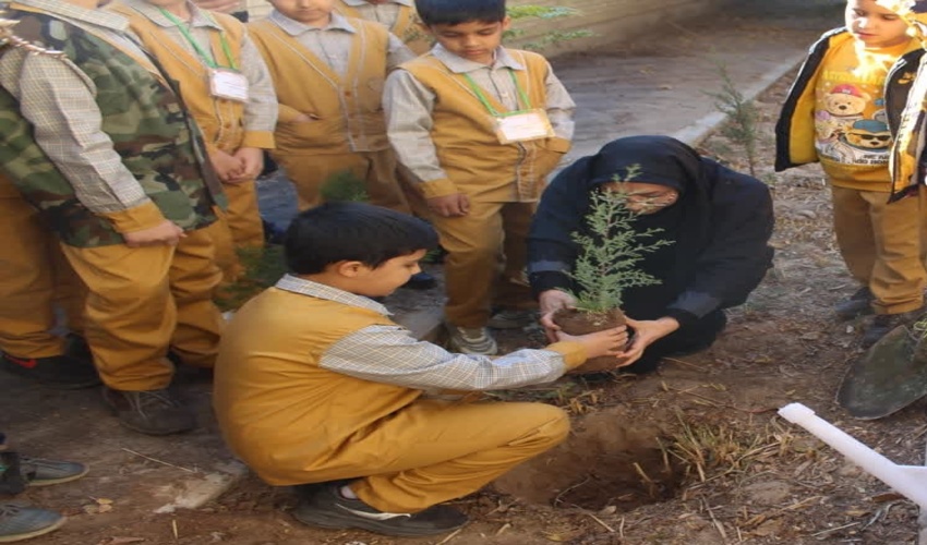 امضای تفاهم نامه همکاری اداره کل منابع طبیعی و آبخیزداری استان کرمان و کانون پرورش فکری کودکان و نوجوانان  