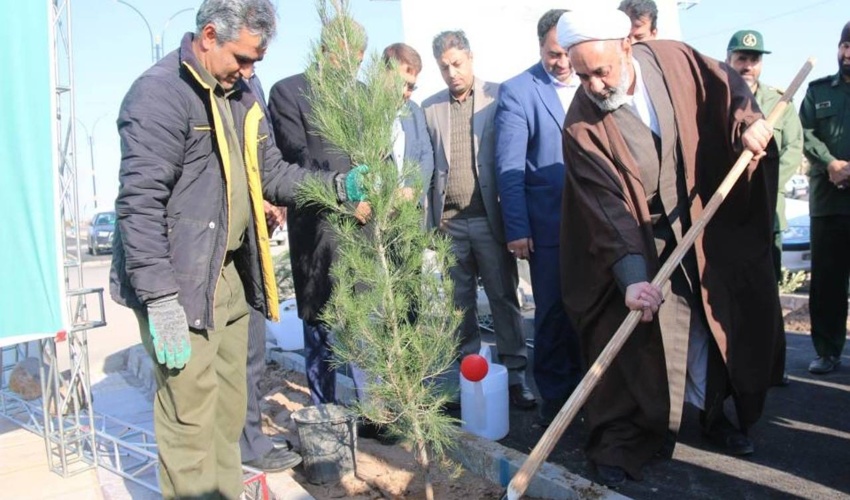 برگزاری آیین روز درختکاری در رفسنجان