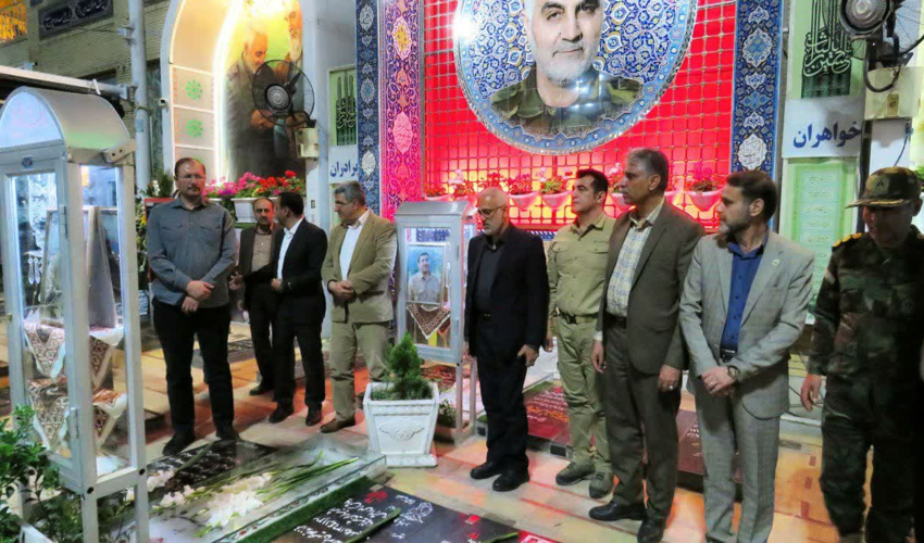 تجدید میثاق معاون وزیر و رئیس سازمان منابع طبیعی و آبخیزداری کشور با سیدالشهدای جبهه مقاومت سپهبد شهید حاج قاسم سلیمانی