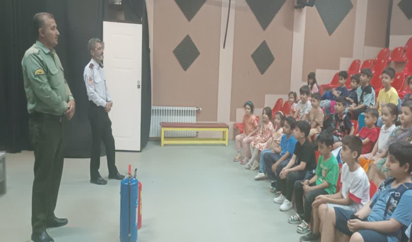 برگزاری دوره آموزشی اطفاء حریق در کانون پرورش فکری کودکان و نوجوانان شهرستان رفسنجان 