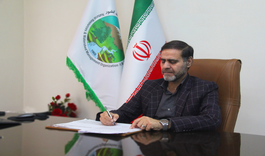 طبیعت، مادر انسان است. انسان تنها در آغوش اوست که آرام مى گیرد رشد مى کند و به کمال مى رسد.