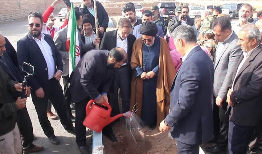 غرس بیش از 4000 نهال در استان کرمان همزمان با ولادت با سعادت امیر المومنین حضرت علی (ع) 